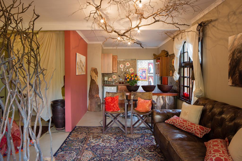 The Art Guesthouse Hartbeespoort Extérieur photo